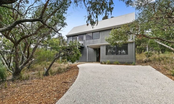 Fairhaven Haus | Beach Weekender I Bush Views