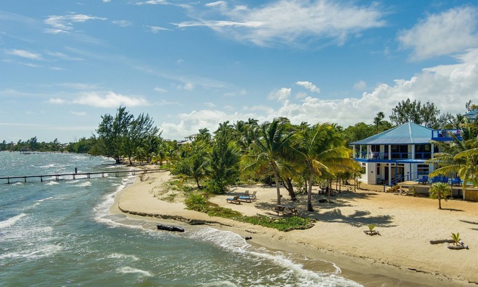 Caribbean Way Wohnung | Beachfront 2-Bed, Pool, Kayaks, Perfect for Family