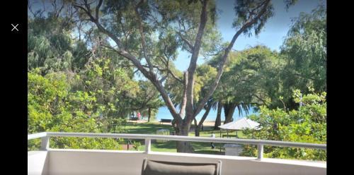 Rockingham Wohnung | Beachfront at Nautilus