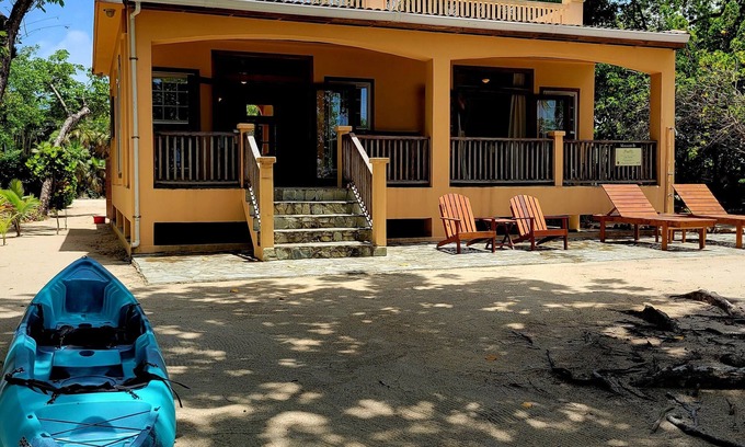 Sittee River Haus | Beachfront Beachside Breeze Beach House, 2 Bed & 2 Bath, 360 View Roof Deck