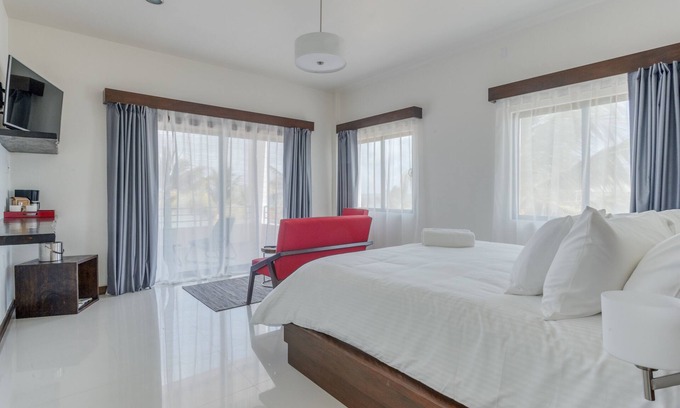 Placencia Hotel | Beachfront Studio im Ellysian