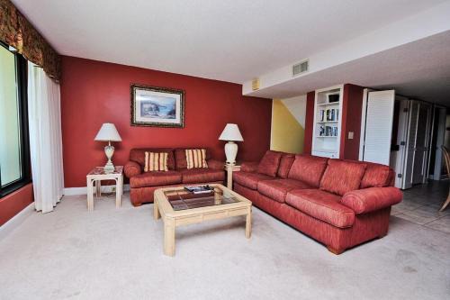 Litchfield by the Sea Haus | Beachside Serenity Inviting 2BR Resort Amenities