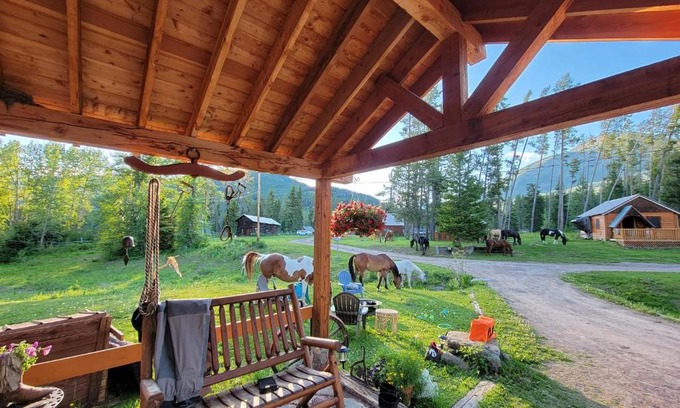 Blacktail Bed & Breakfast | Bear Creek Ranch Bed & Breakfast