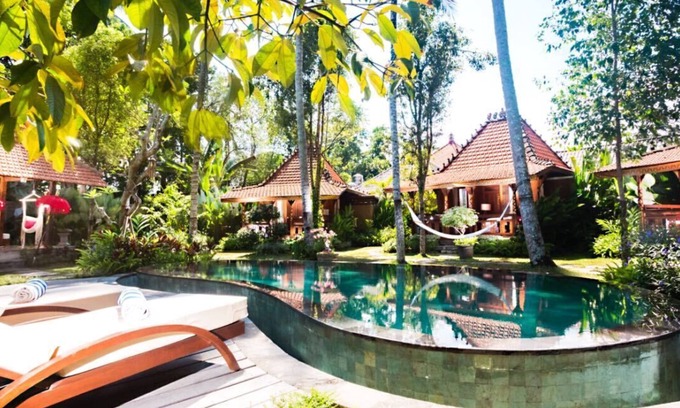 Sayan Villa | Schöne 3 Schlafzimmer private Villa 1500m2