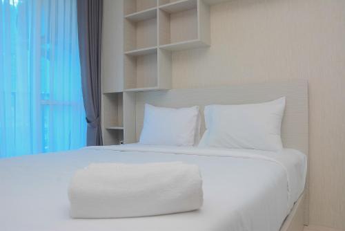 Kayu Putih Wohnung | Beautiful and Relaxing Studio Tifolia Apartment By Travelio