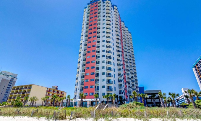Myrtle Beach Resort | Beautiful Angle Oceanfront Sun Suite + Offizielle Vor-Ort-Vermietungsrechte