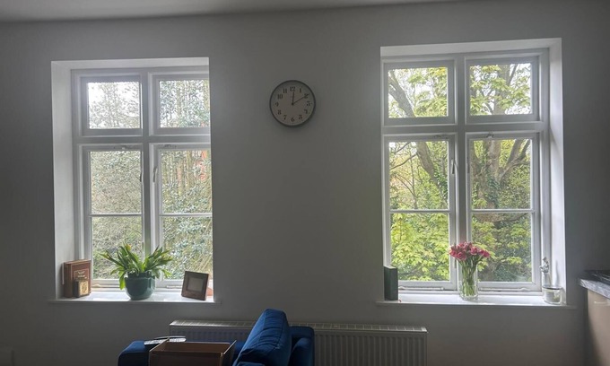 Cheadle Hulme Wohnung | Beautiful apartment in the centre of Cheadle Hulme close to Station & Airport