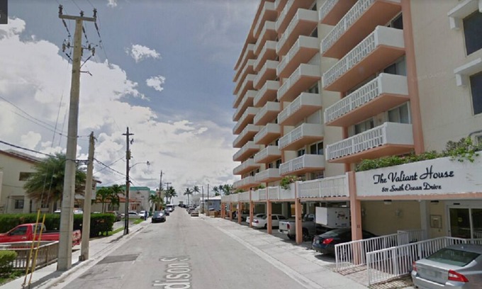 Hollywood South Central Beach Eigentumswohnung | Beautiful apartment on the beach. Look at the sea from your balcony ...