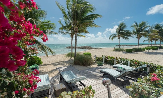 Palm Cay Haus | Schönes Beach-Front Townhouse!