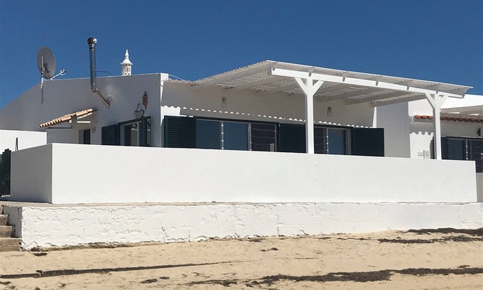 Olhao Villa | Wunderschönes Strandhaus auf der Insel Armona mit Meerblick