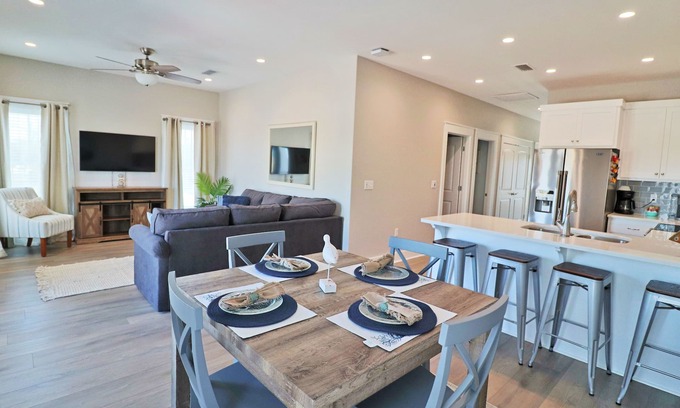 Port St. Joe Wohnung | Beautiful condo in walking distance to both the town center and the Bay!