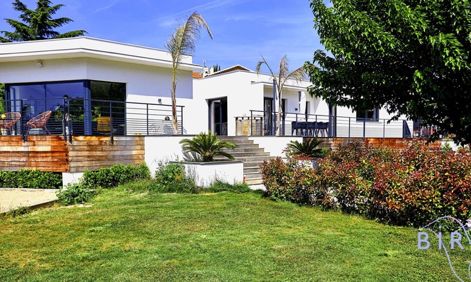 Pegomas Villa | Beautiful contemporary, 200m², pool, riverside