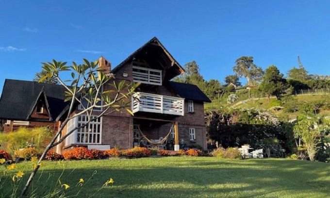 Calima Haus | Beautiful country house just a few minutes walk away from the lake Calima