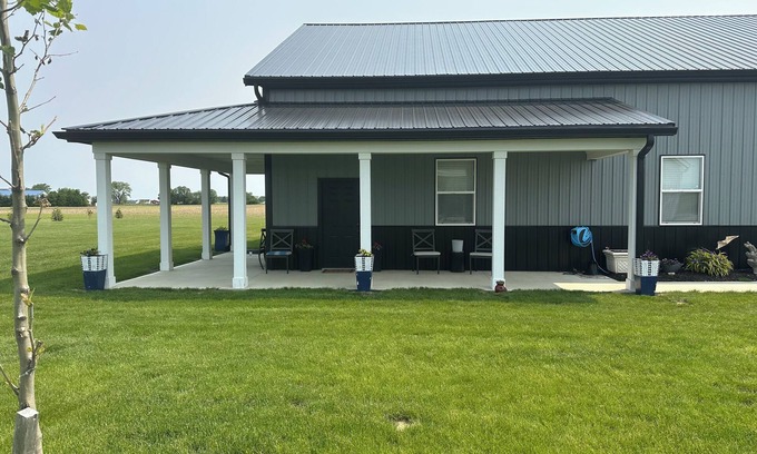 Irwin Wohnung | Beautiful Country Setting 1100 Sq. Ft Loft Barn Dominium Apartment all Amenities