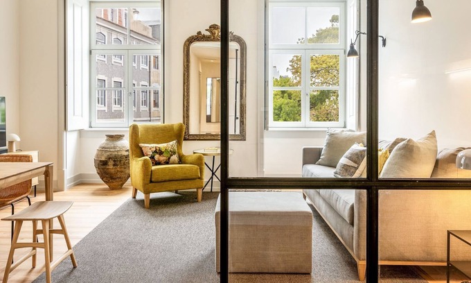 Se Wohnung | Beautiful Flat near Pç. do Comércio by LovelyStay