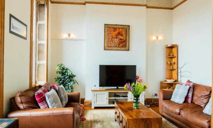 Leek Wohnung | Beautiful Grade II listed apartment.