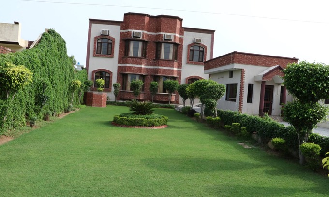 Amritsar Villa | Wunderschönes Group n Marriage Stay Cottage in Amritsar