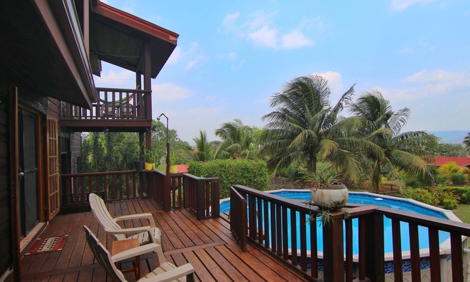 San Ignacio Haus | Schönes Haus mit Blick auf die Berge und den Pool