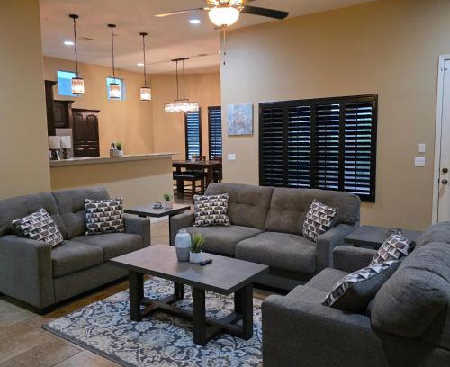 Santa Teresa Haus | Beautiful Home For Large Family!