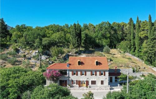 Kucice Haus | Beautiful Home In Kucice With Wifi