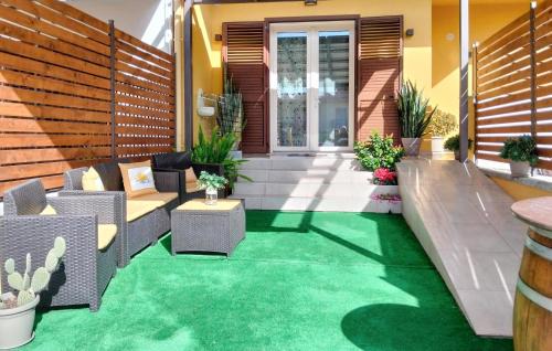 Menfi Haus | Beautiful Home In Menfi With Wifi