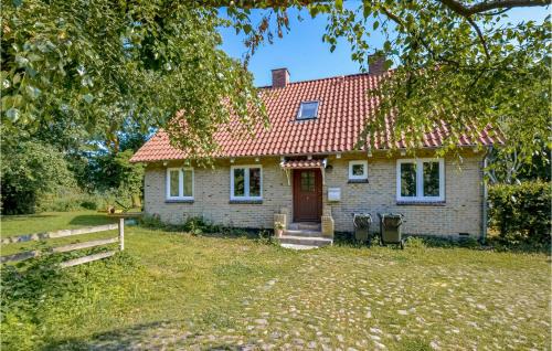 Ronde Haus | Beautiful Home In Rønde With Kitchen