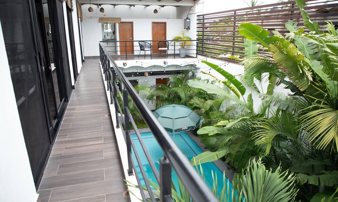 Compostela Haus | Beautiful House with Pool- Exclusive for you- Steps away from Playa Virgen