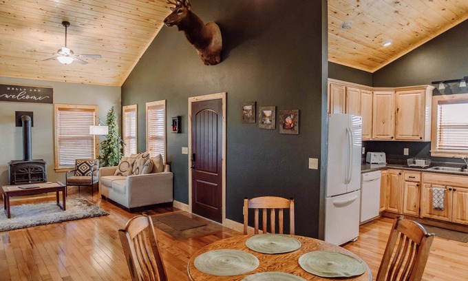 Montrose Kabine | Beautiful log cabin 7 miles from Black Canyon National Park