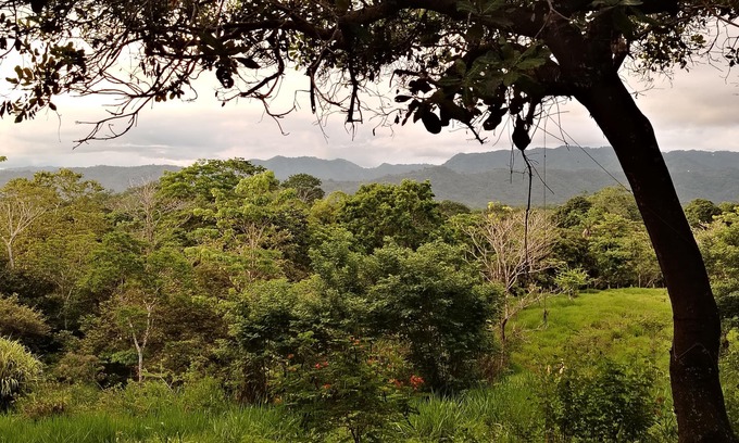 Montezuma Kabine | Beautiful place with river walk in Montezuma