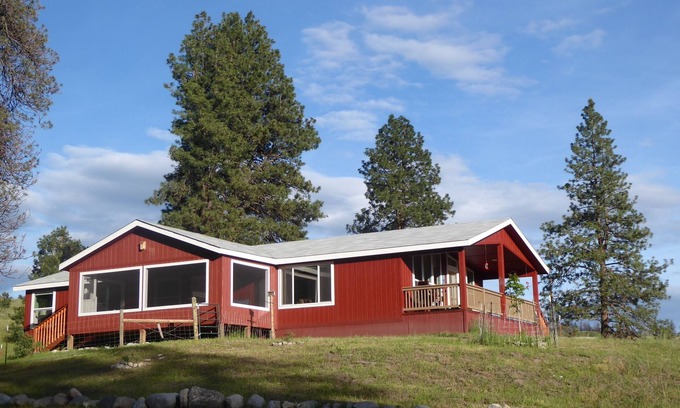 Oroville Haus | Schöne Ranch und neues Haus in den Okanogan-Hochländern