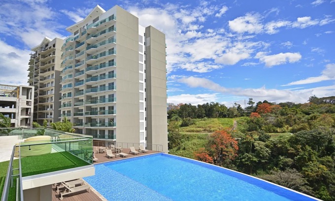 San Jose Eigentumswohnung | BEAUTIFUL Riverside Condo