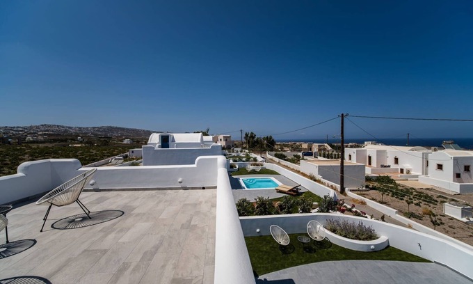 Karterados Villa | Beautiful Santorini Villa | 2 Bedrooms | Private Pool & Magical Sea Views | Karterados