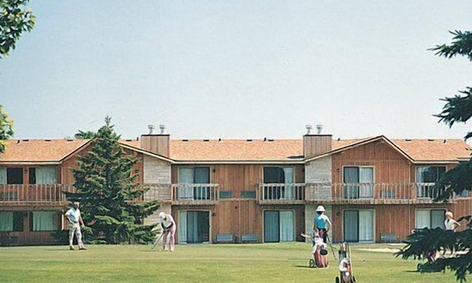 Mishicot Wohnung | Beautiful studio unit at resort, sleeps 2