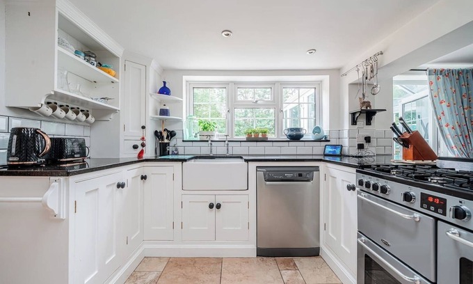 New Forest District Hütte | Beautiful Thatched Cottage in New Forest