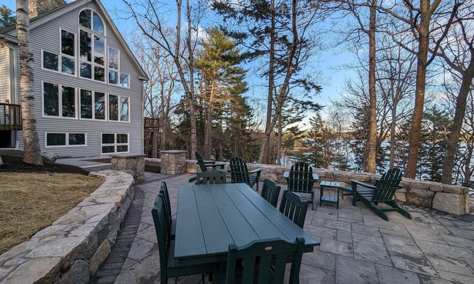 Harpswell Haus | Beautiful timber framed home with comfortable furnishings, on the ocean and close to Brunswick!