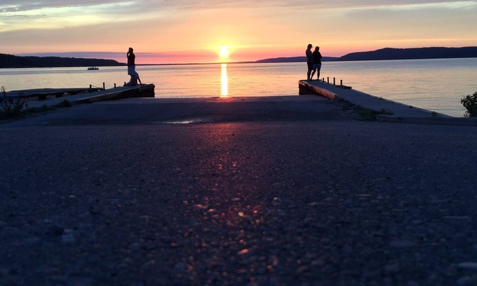 Beulah Wohnung | Schöne Beulah MI - Innenstadt mit Crystal Lake View und schlafendem Bären in der Nähe