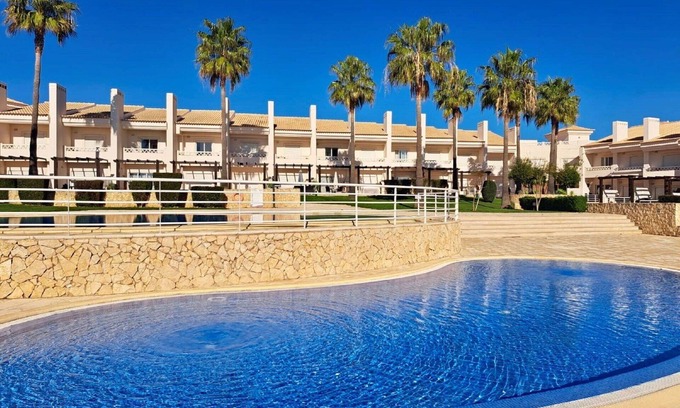 Cerro de Aguia Haus | Wunderbares Ferienhaus für 4 Gäste mit W-LAN, Klimaanlage, Pool, TV, Terrasse und Parkplatz