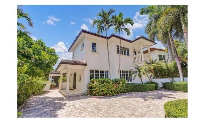 Hendricks and Venice Isles Haus | Beautiful Waterfront Mediterranean Paradise, Walk beach , Restaurants , Shops.