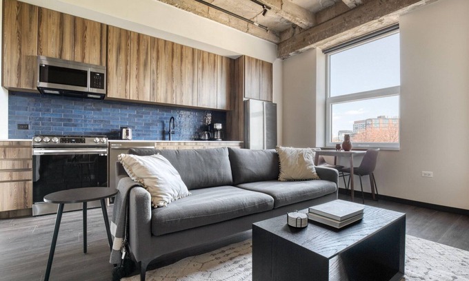 Near West Side Wohnung | Beautiful West Loop Jr 1BR w/ Gym, near Fulton Market, by Blueground