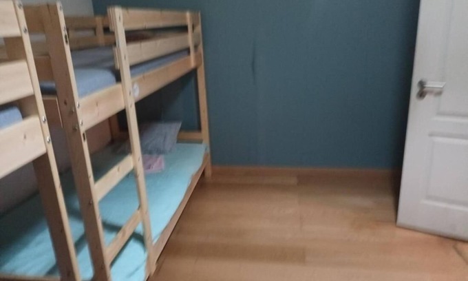 Albarraque Wohnung | Bett 18 in einem gemischten Schlafsaal mit 6 Betten