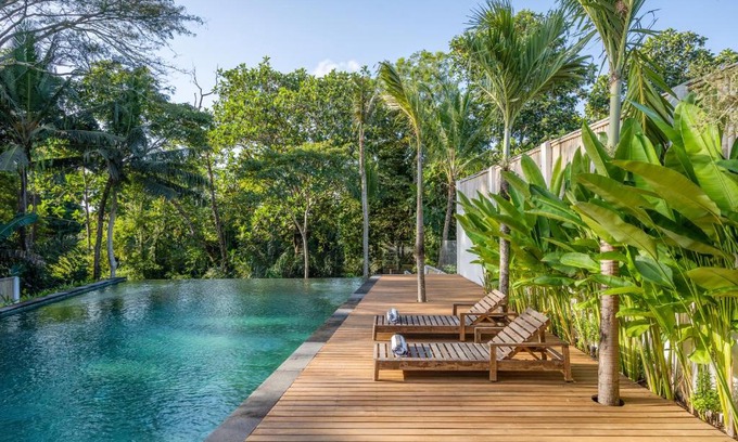 Cepaka Villa | Beefy Dragon Villa by Betterplace