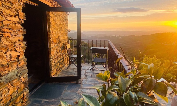 Arganil Haus | Bela Vista Alqueve, privater Pool mit herrlichem Blick und Schieferhaus