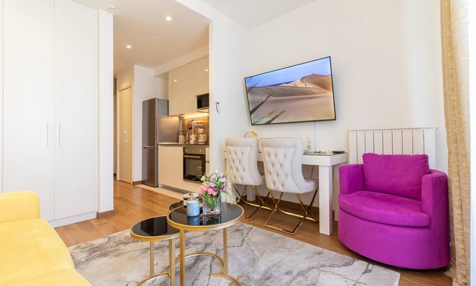 Sarajevska Wohnung | Belgrade Waterfront Studio Apartment-Supertwins