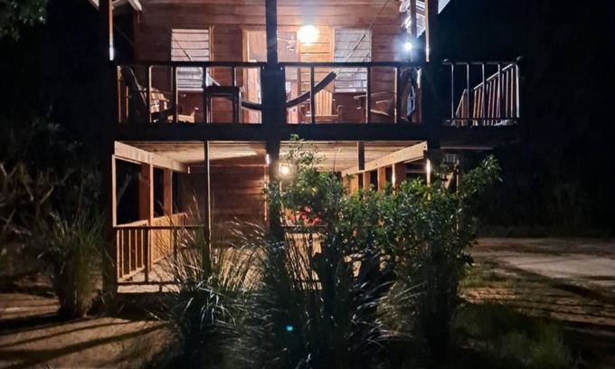 Lighthouse Reef Kabine | Belize Blue Hole Tropical Cabin für Taucher!