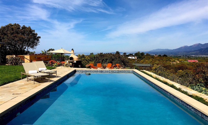 Carpinteria Haus | Bella Vista - Designer Comfort & Privater Tennisplatz in Carpinteria