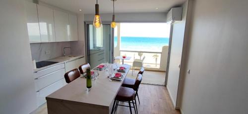 Le Grand Large Wohnung | Belle Vue Mer Canet Plage accès piscine couverte et chauffée