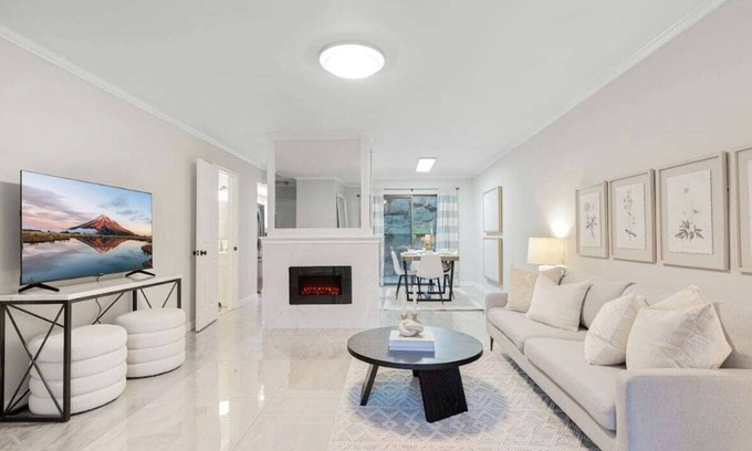 Northwest Bellevue Wohnung | Bellevue Modern Luxe Townhouse near DT /520/ I405