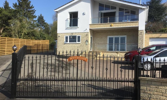 Northway Haus | Bens Hollow with hot tub