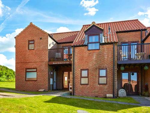 Ruswarp Haus | Berry Banks Cottage