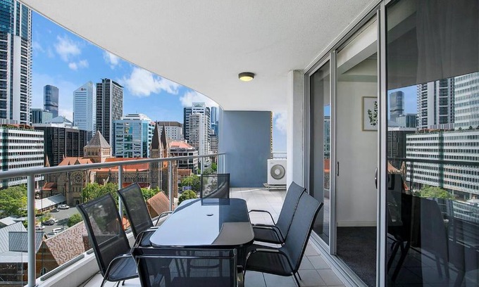 Brisbane Central Business District Wohnung | Best of Brissie - Chic Resort-style CBD Living